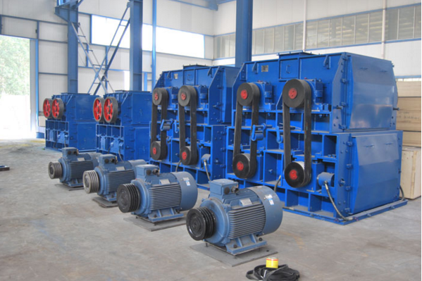 破（pò）碎機使用現場